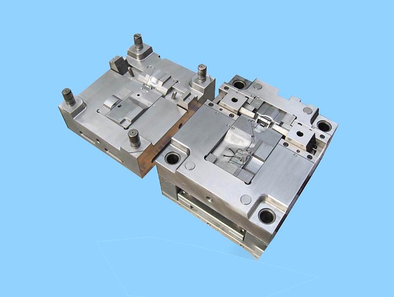 铁力精密塑料模-03